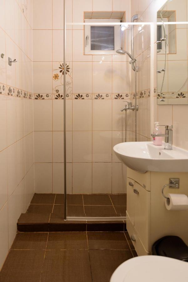 Ultracentral Apartment - "Saint Anthony" Church & Old Town View Bucarest Esterno foto